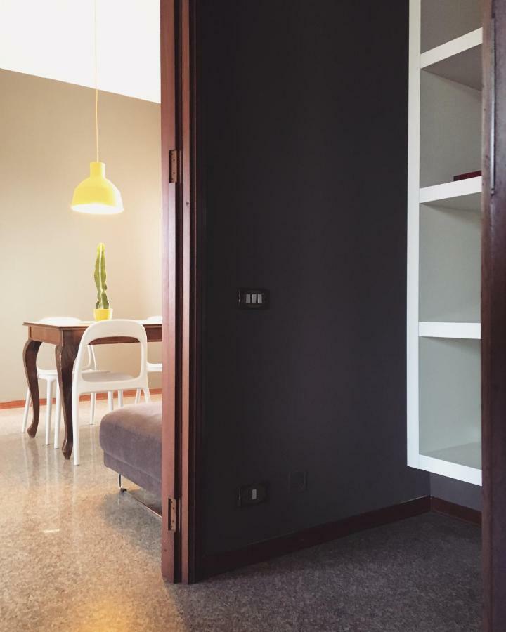 Sunny Family Apartment In Villa - Humanitas Forum Ieo Pieve Emanuele Exteriér fotografie
