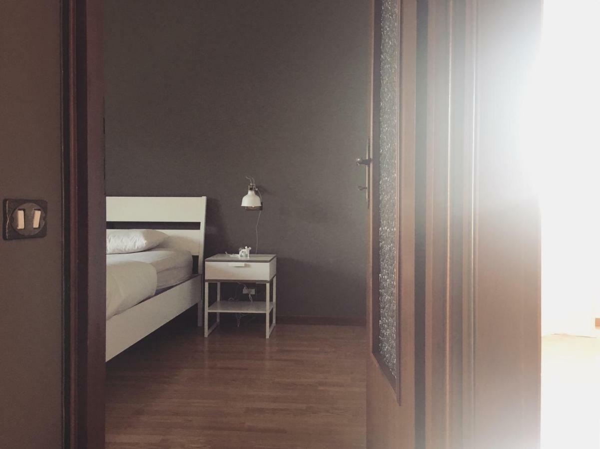 Sunny Family Apartment In Villa - Humanitas Forum Ieo Pieve Emanuele Exteriér fotografie